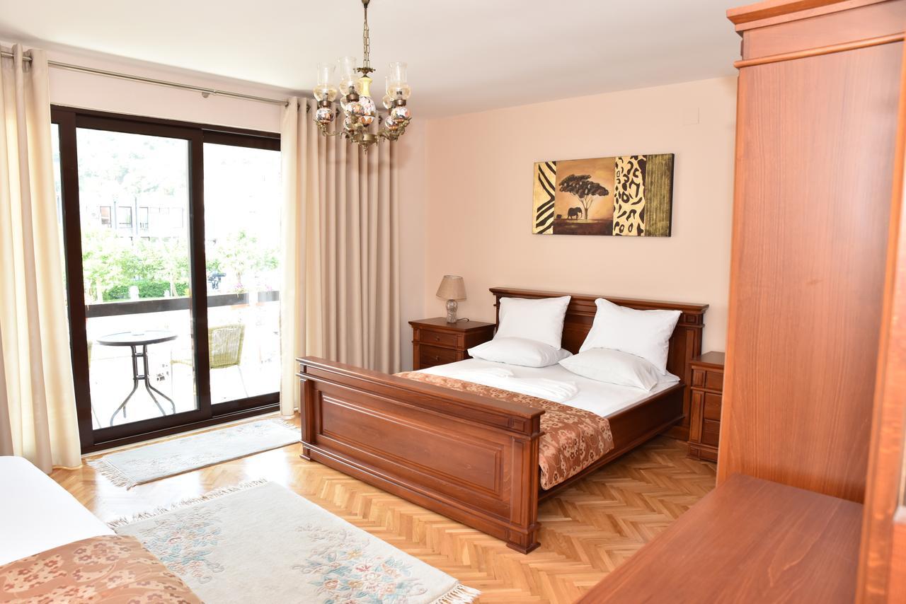Guest House Evropa Ulcinj Luaran gambar
