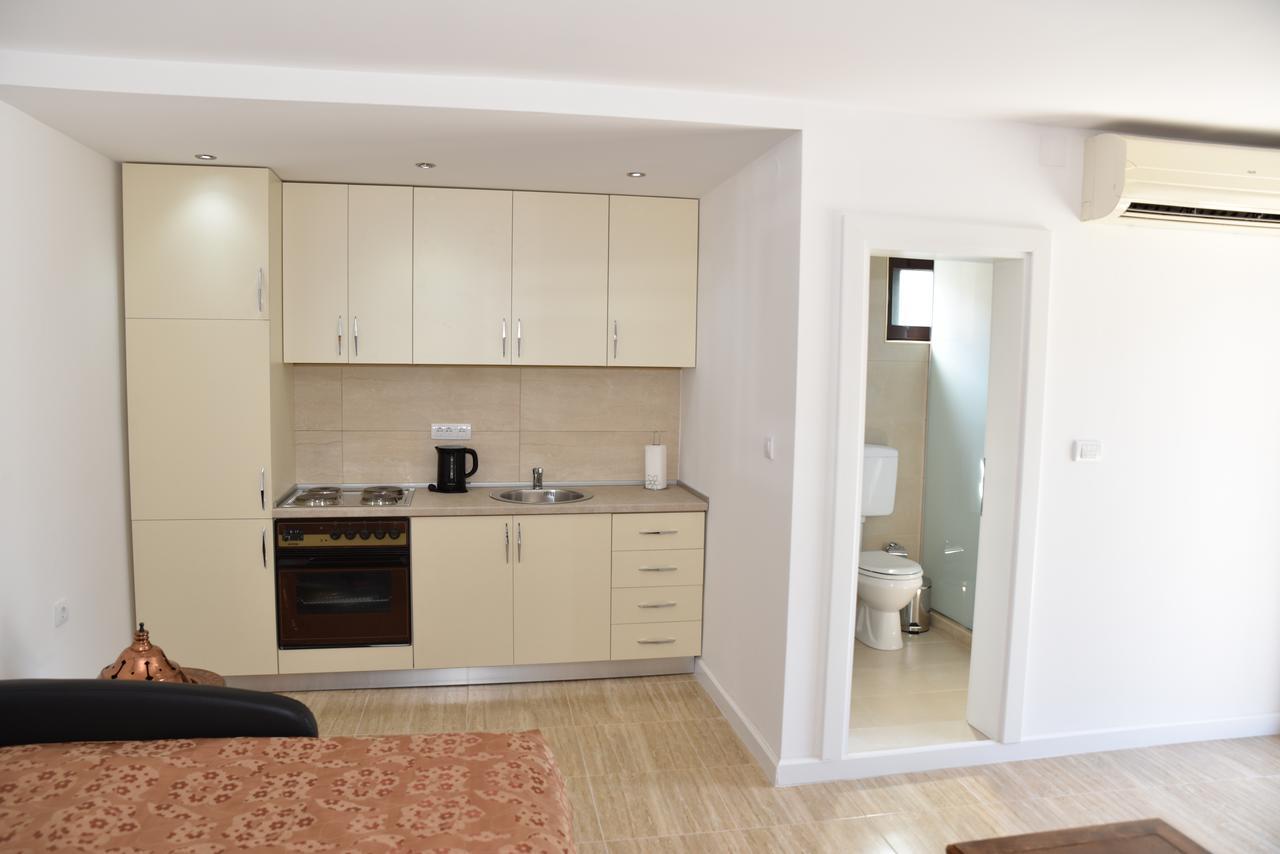 Guest House Evropa Ulcinj Luaran gambar