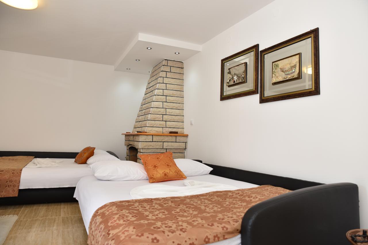 Guest House Evropa Ulcinj Luaran gambar