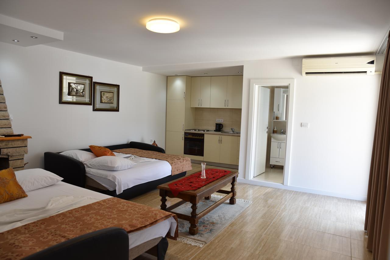 Guest House Evropa Ulcinj Luaran gambar