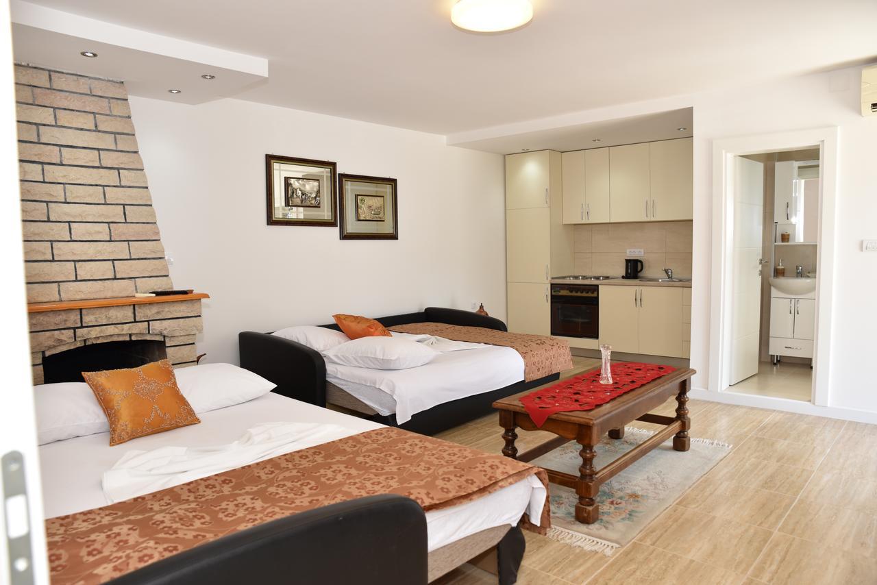 Guest House Evropa Ulcinj Luaran gambar